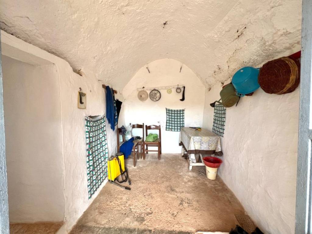 Rustico / casale a Ceglie messapica in Contrada Falascuso - Foto 3