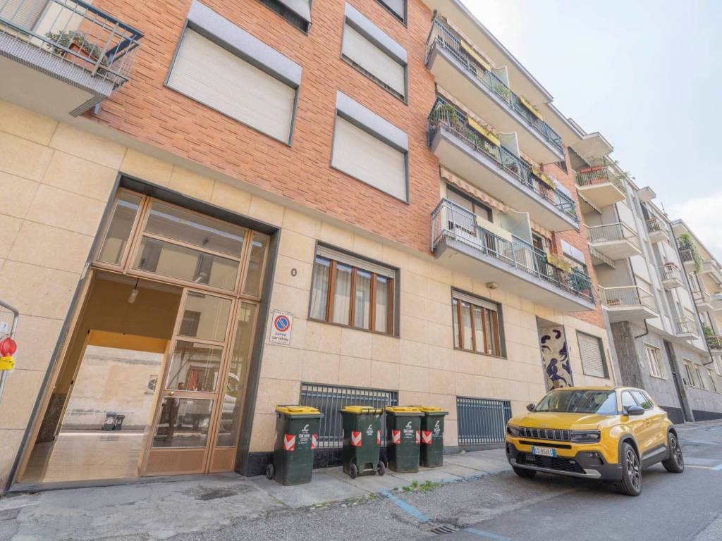 Appartamento a Torino in Via Figlie dei Militari, 6 - Foto 1