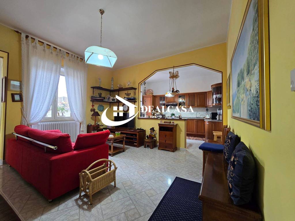 Appartamento a Nuoro in Via Redipuglia - Foto 5