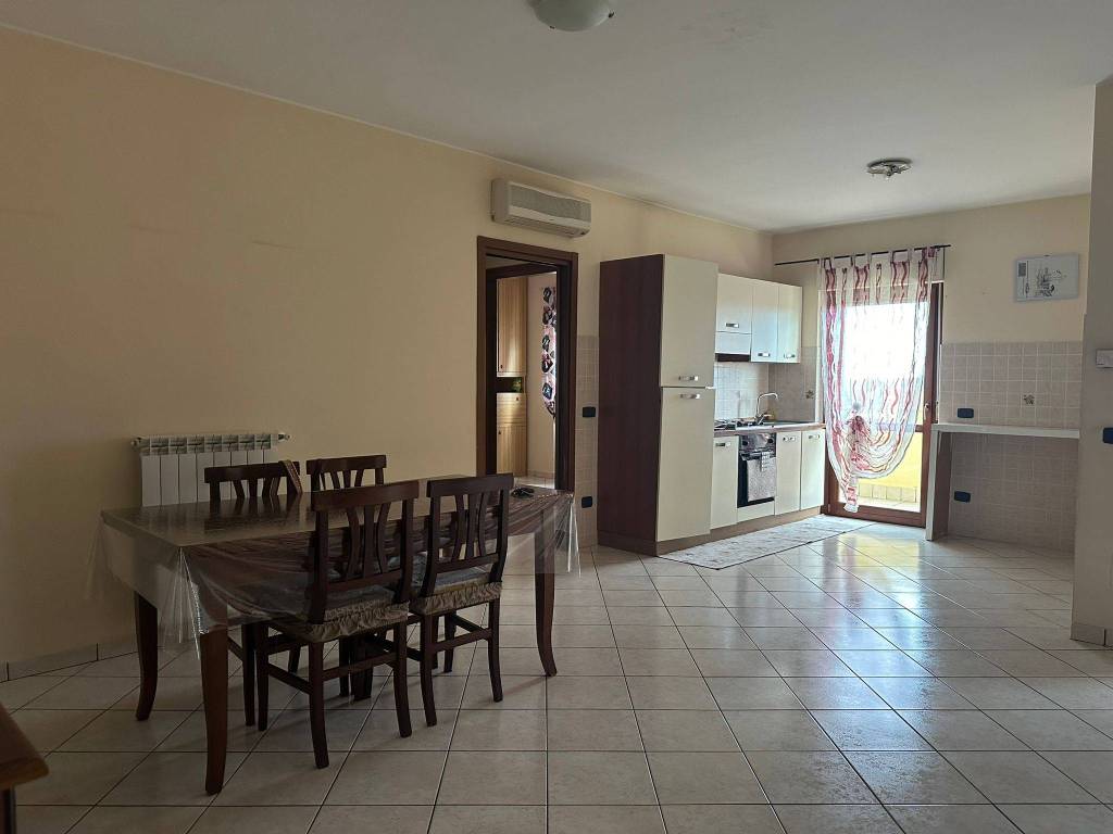 Appartamento a Cisterna di latina in Viale Tirreno - Foto 2