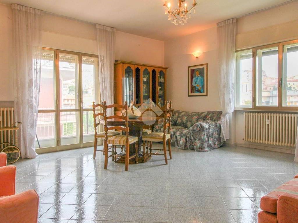 Appartamento a Chieti in Via Francesco Sciucchi, 41 - Foto 2