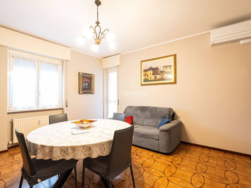 Appartamento a Oggiono in Via Roma 13 - Foto 5