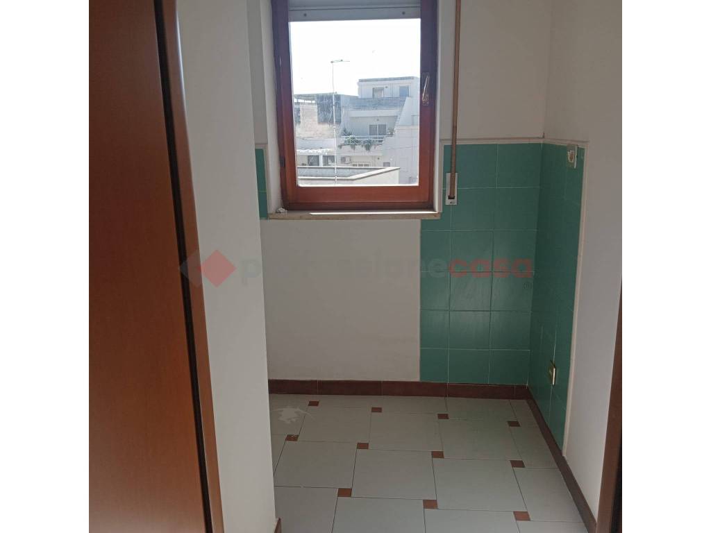 Appartamento a Grottaglie in Via Firenze, 40 - Foto 4