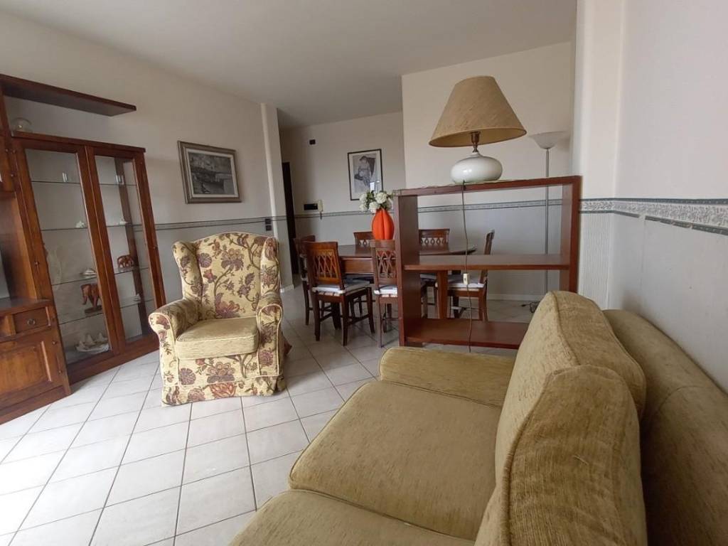 Appartamento a Camaiore in Viale Ermenegildo Pistelli, - Foto 3