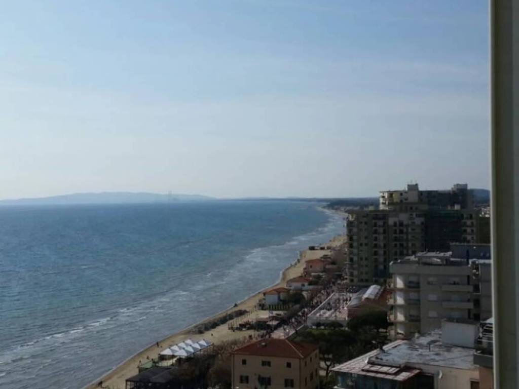 Appartamento a Follonica in Piazza 24 Maggio S.N.C. - Foto 4