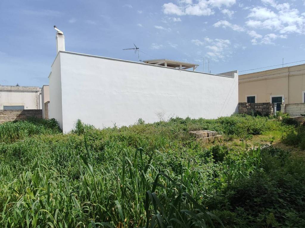 Terreno a Taviano in Via Capitano Alberto Melica - Foto 2