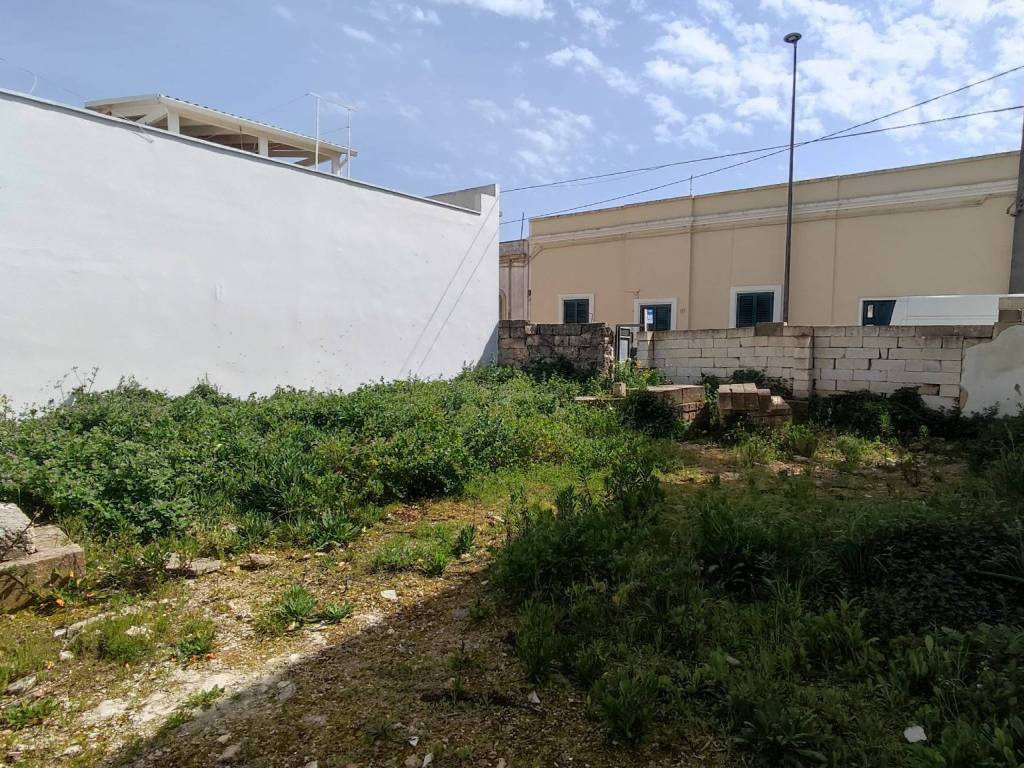 Terreno a Taviano in Via Capitano Alberto Melica - Foto 4