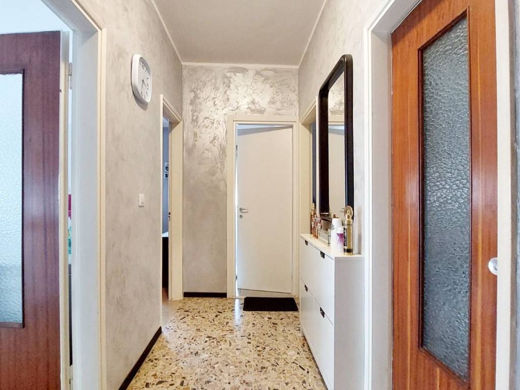 Appartamento a Guastalla in Via Giovanni Zibordi - Foto 4