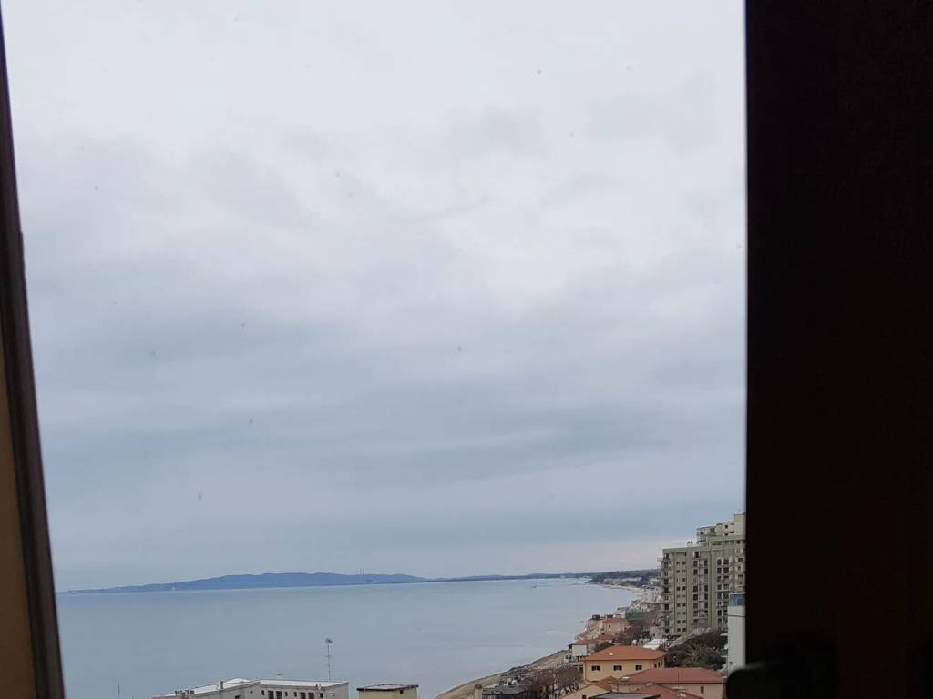 Appartamento a Follonica in Area Residenziale Centro Centro - Foto 2