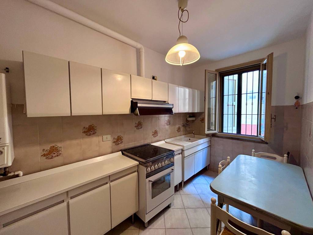 Appartamento a Correggio in Via Gabrio Casati - Foto 3
