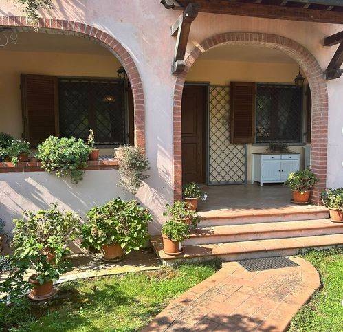 Villa a Massarosa in Via Delle Lenze 58 - Foto 5