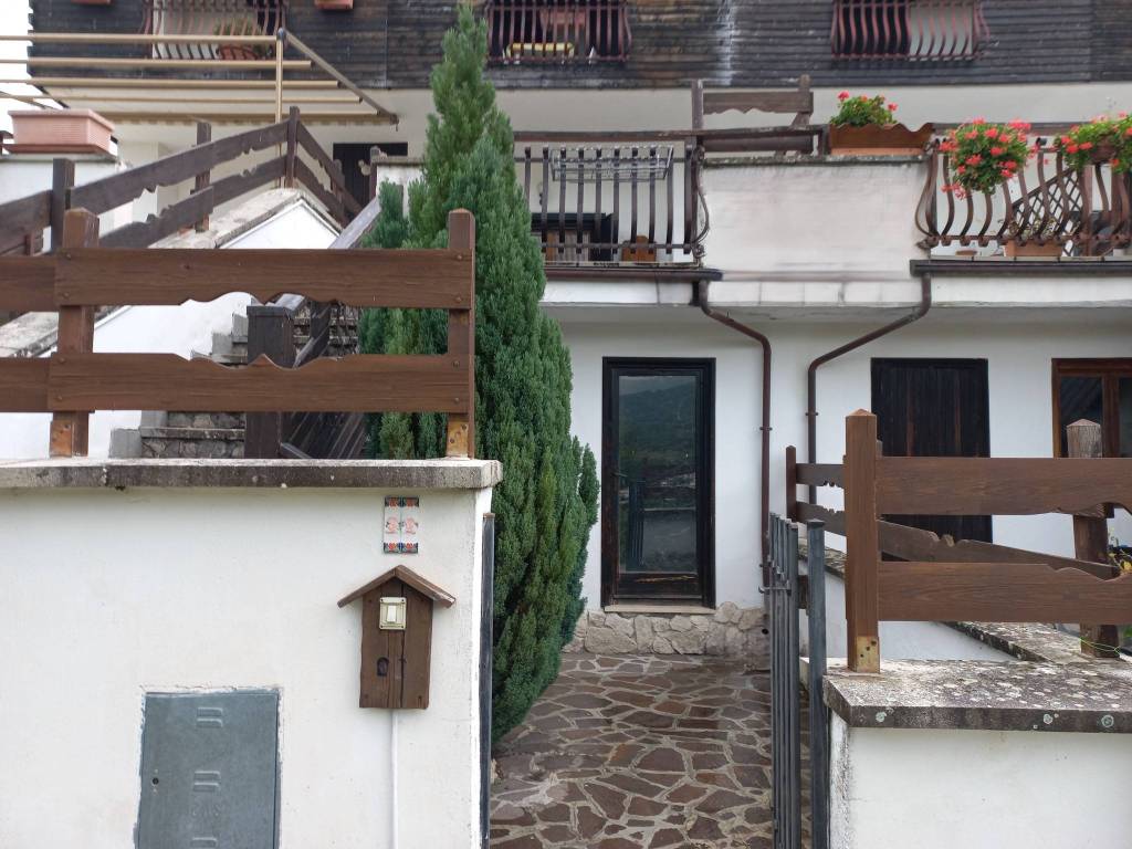 Appartamento a Lucoli in Località le Terrazze - Foto 4