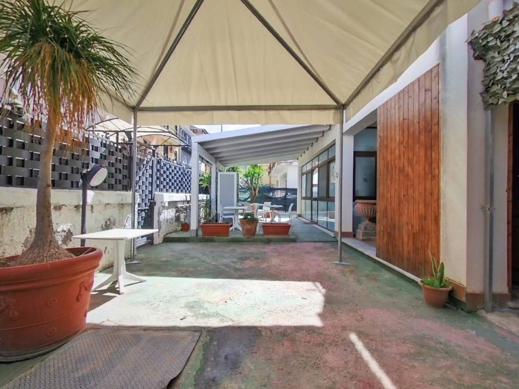 Casa indipendente a Cinisi in Via Salvatore Badalamenti - Foto 3