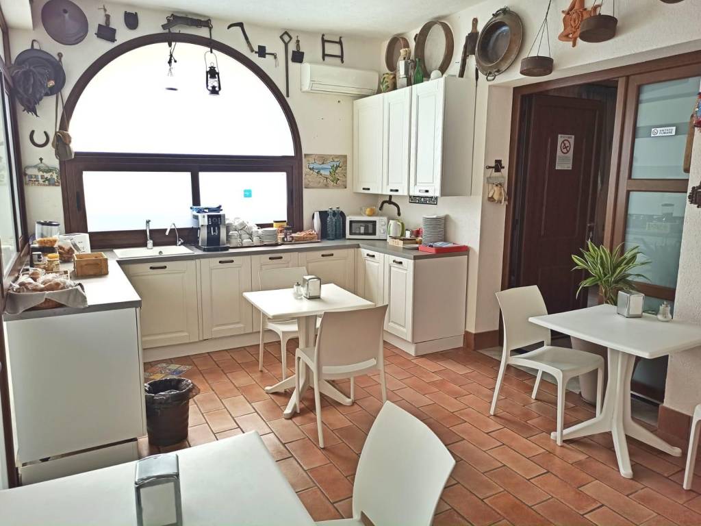 Casa indipendente a Cinisi in Via Salvatore Badalamenti - Foto 5