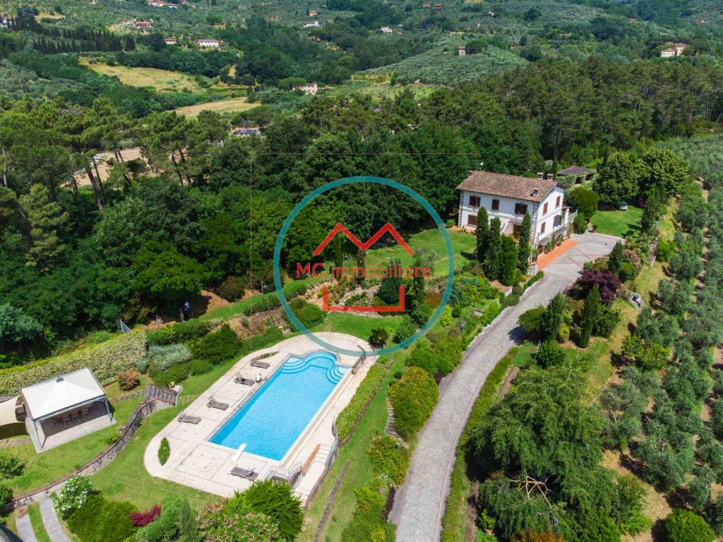 Villa a Massa e cozzile in Via Belvedere - Foto 2
