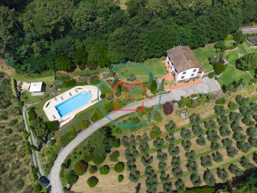 Villa a Massa e cozzile in Via Belvedere - Foto 4