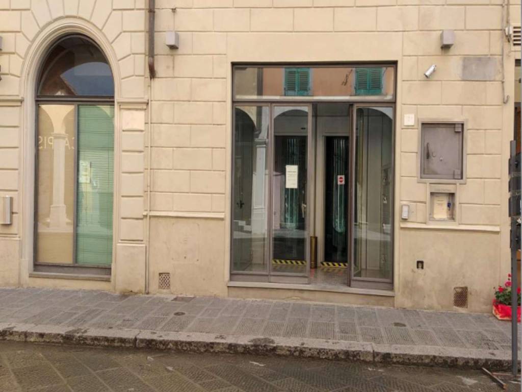 Immobile a San giovanni valdarno in corso Italia 149-151 - Foto 2