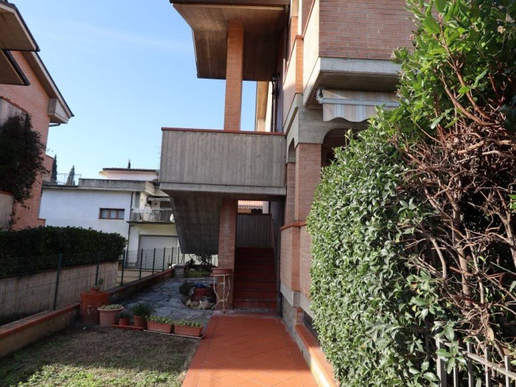 Appartamento a Montevarchi in Via Napoli - Foto 4