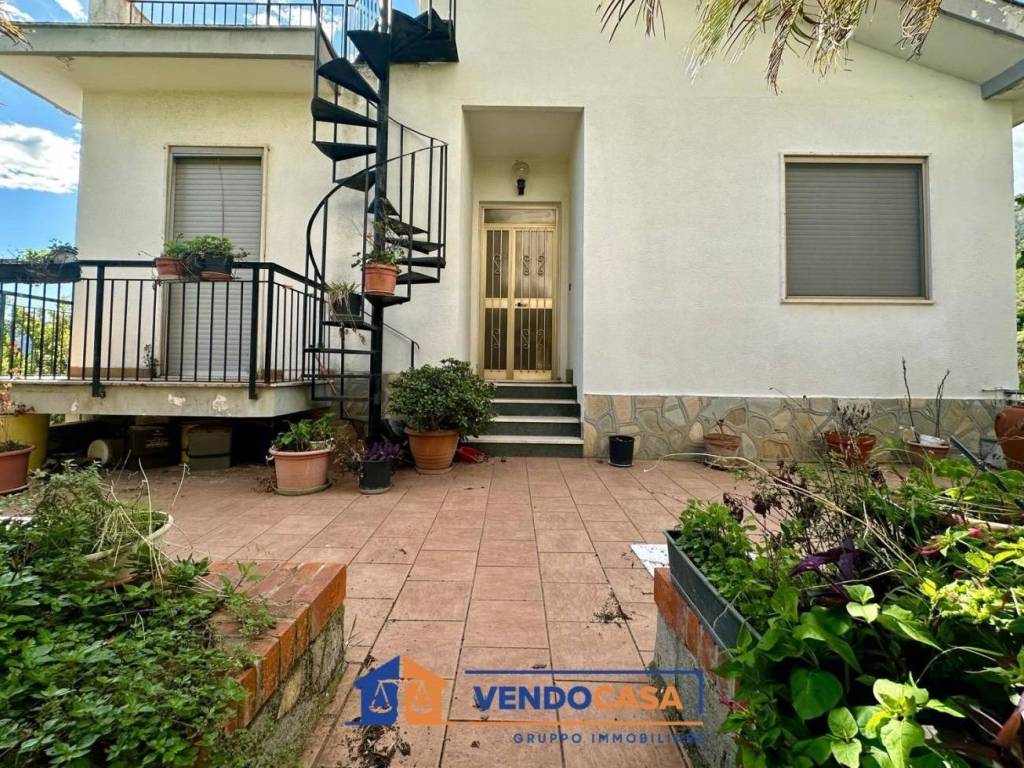 Villa a Boissano in Via Ernesto Morteo - Foto 3