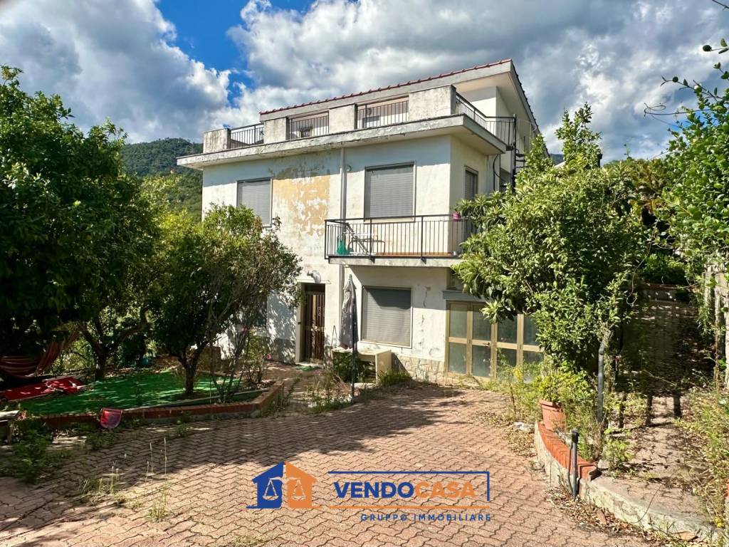 Villa a Boissano in Via Ernesto Morteo - Foto 4