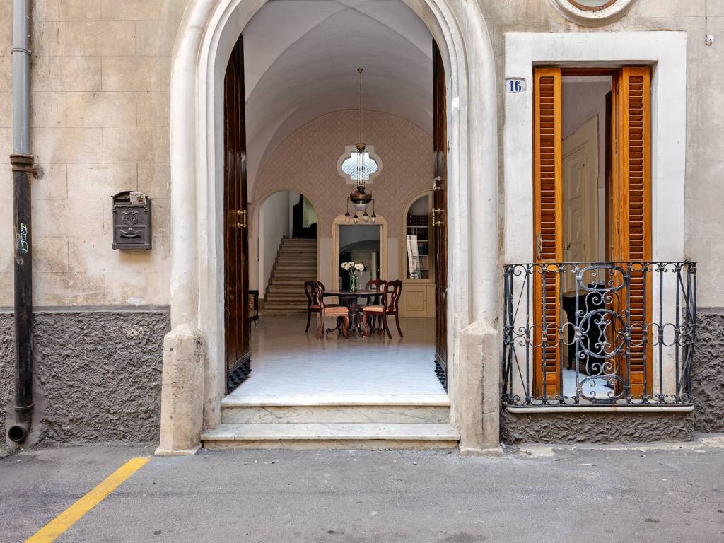 Palazzo / stabile a Francavilla fontana in Via Marrucci - Foto 2