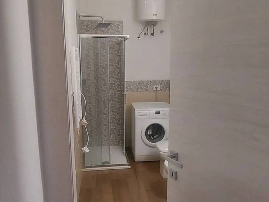 Appartamento a Follonica in Viale Carducci S.N.C. - Foto 4