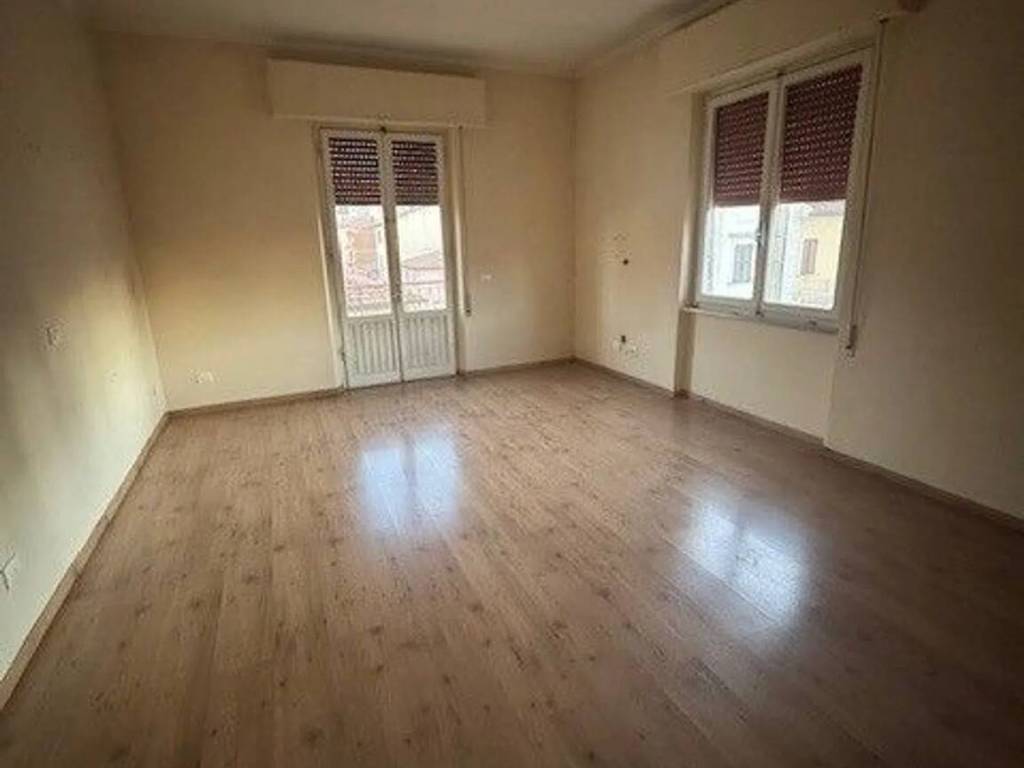Appartamento a Follonica in Via Norma Pratelli - Foto 4