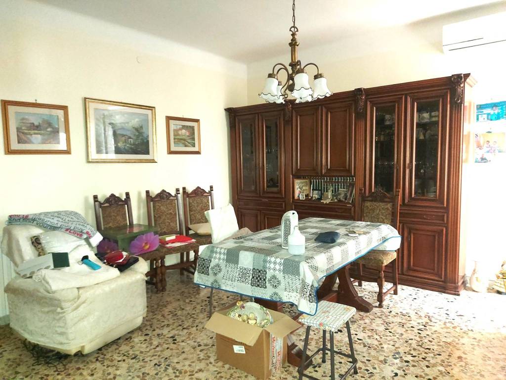 Appartamento a Taranto in Via Generale Giuseppe Messina - Foto 5