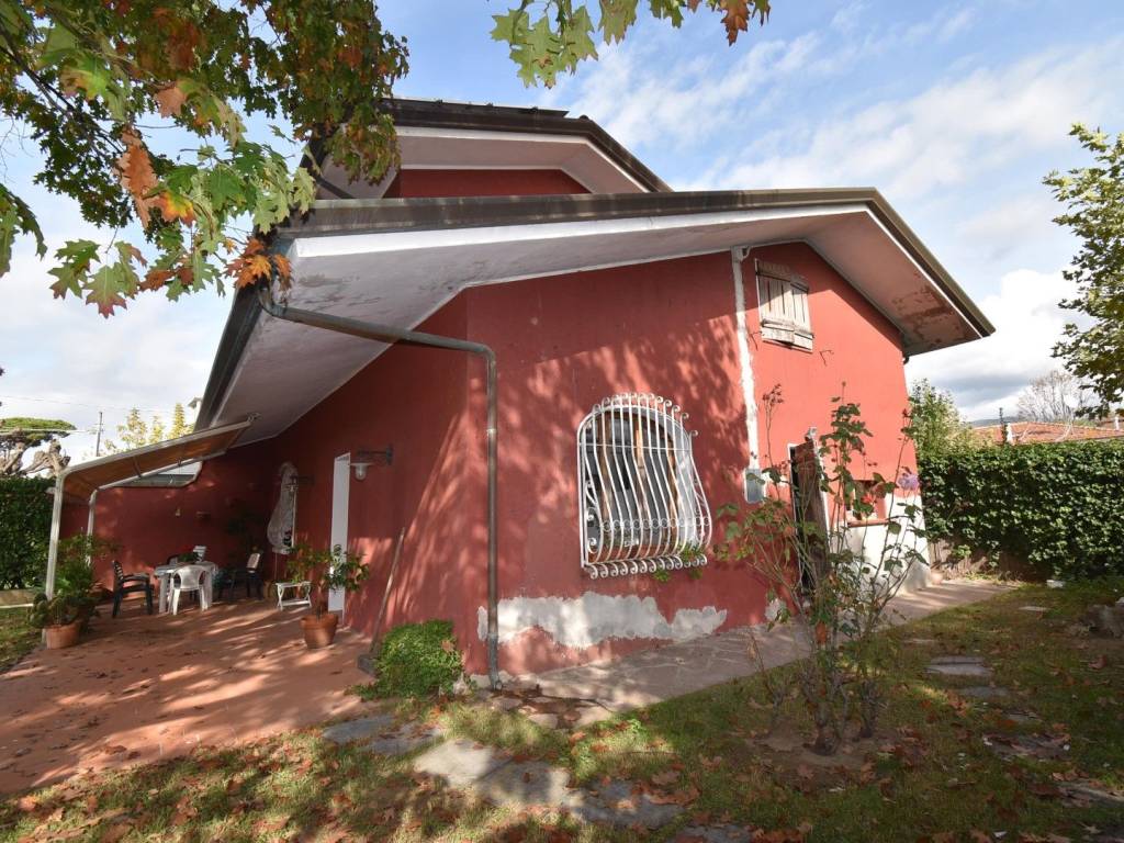 Villa a Forte dei marmi in Via Alfredo Catalani, 3 - Foto 3