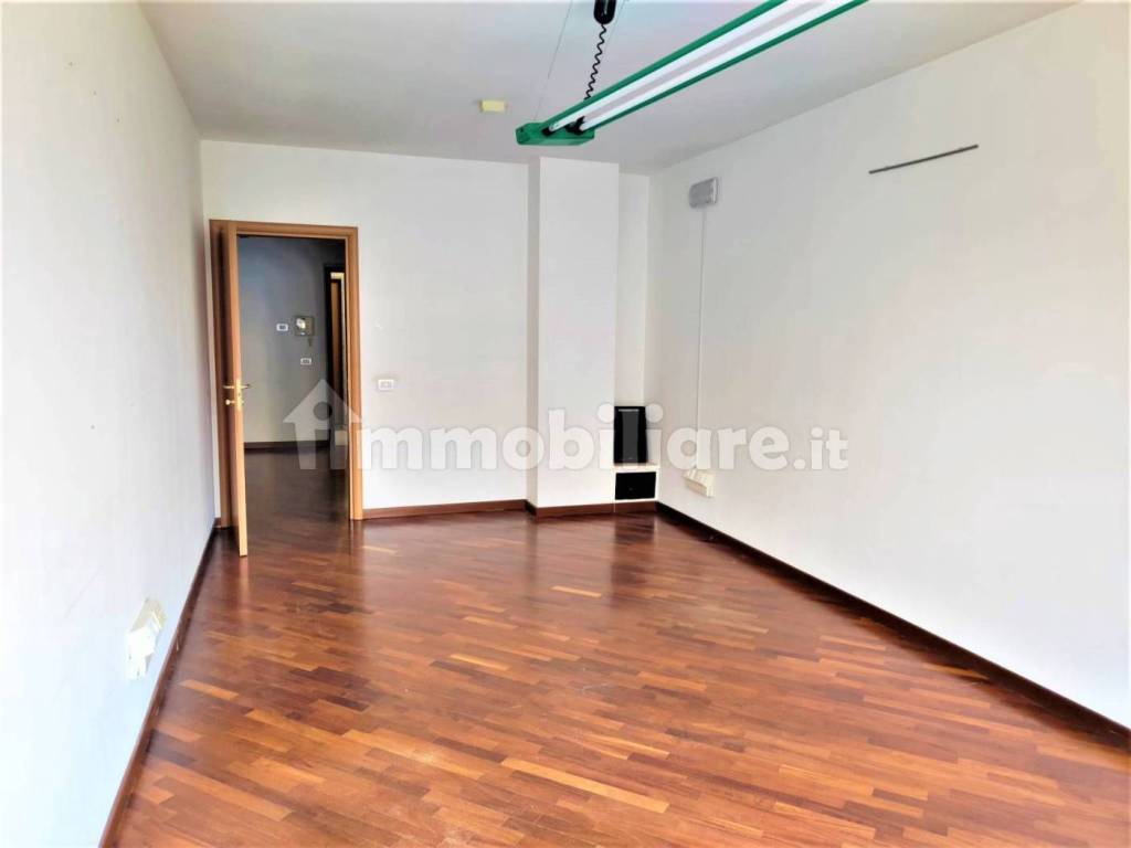 Palazzo / stabile a Frosinone in Via Tommaso Landolfi - Foto 4