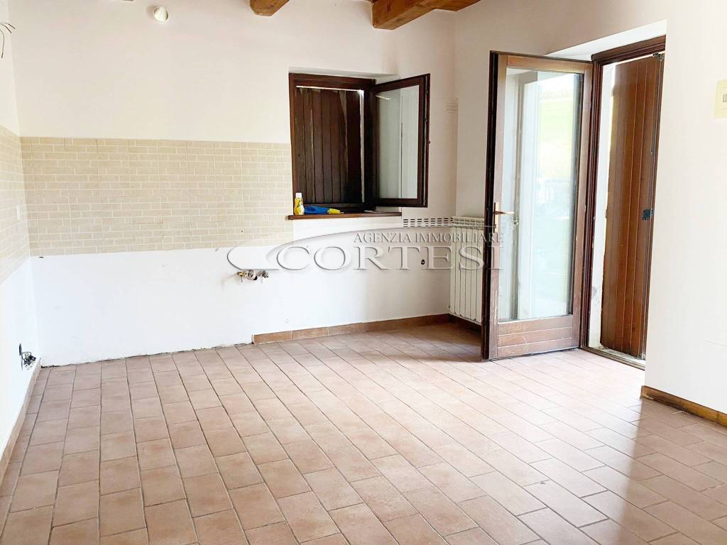 Appartamento a Trecastelli - Foto 3