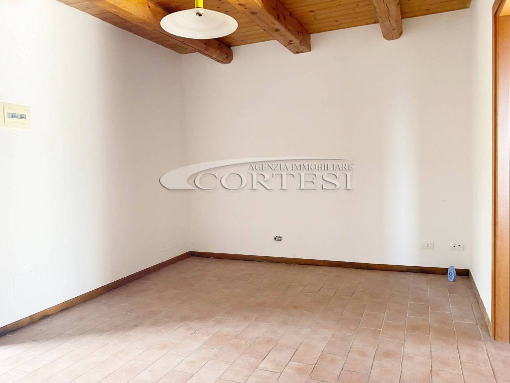 Appartamento a Trecastelli - Foto 4