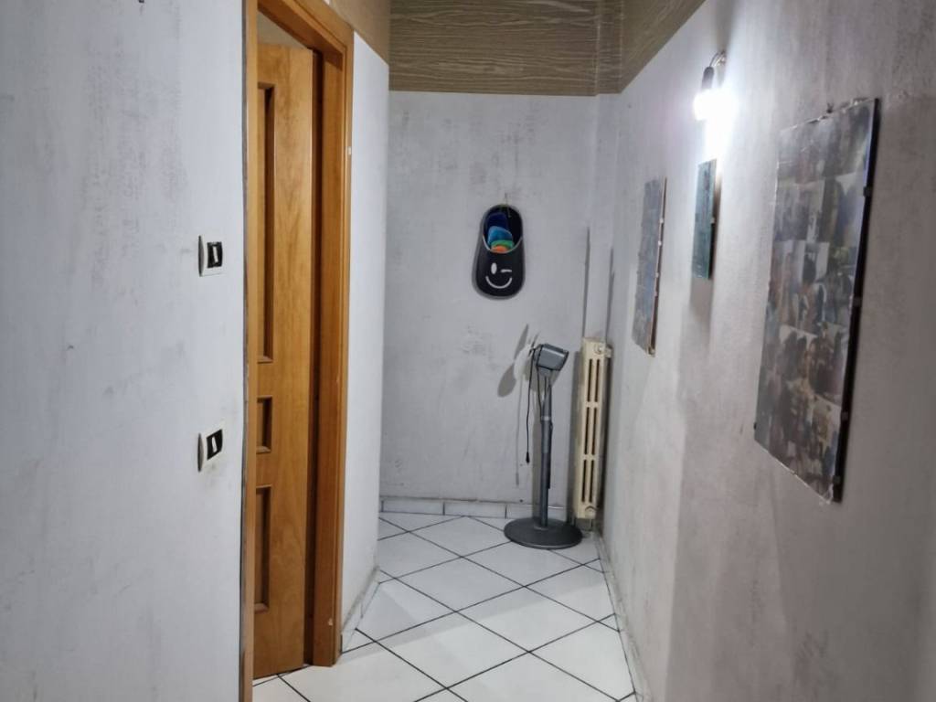 Appartamento a Salerno in Via Fratelli del Mastro, 2 - Foto 2