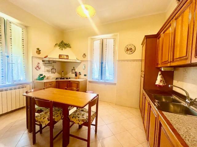 Villa a Castelnuovo magra in Via Borgolo - Foto 5