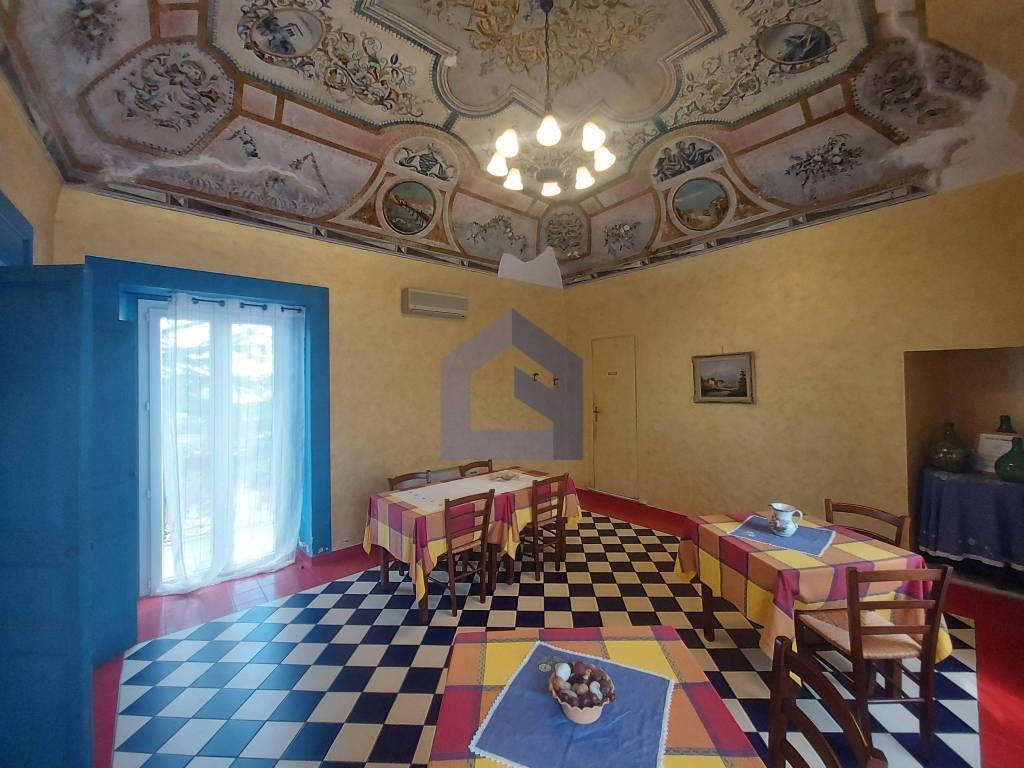 Villa a Mozzagrogna in via Piazza della Vittoria 2 - Foto 3