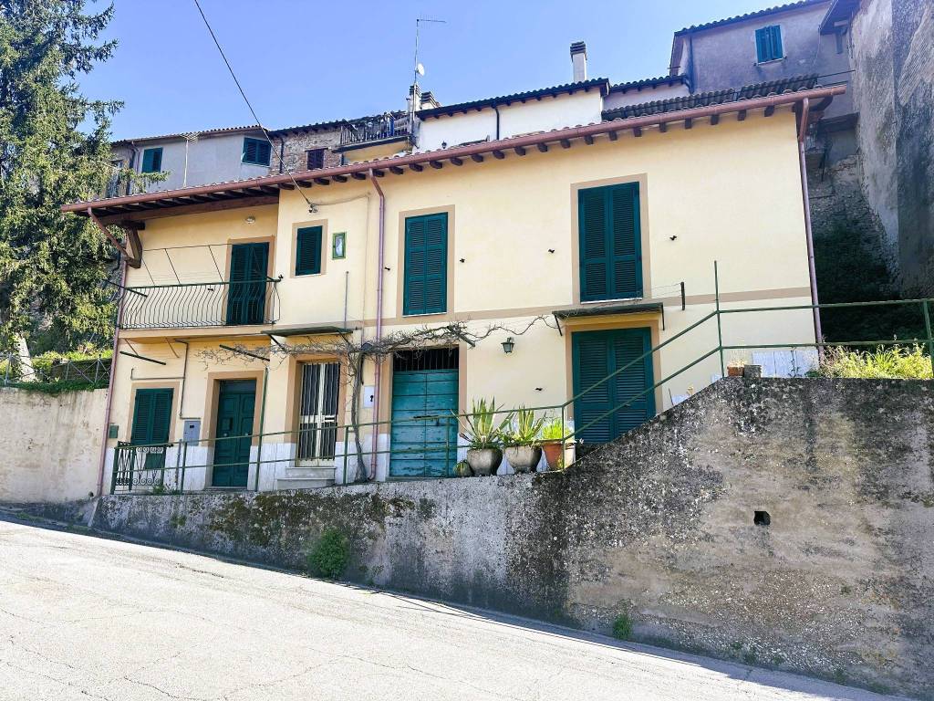 Casa indipendente a Forano in Via Poggio Mirteto - Foto 2