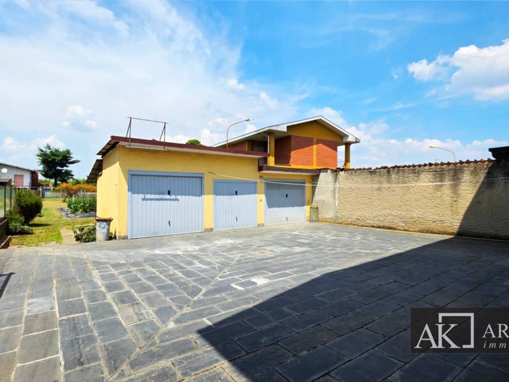 Villa a Cameri in Via Montimperiale, 8 - Foto 3