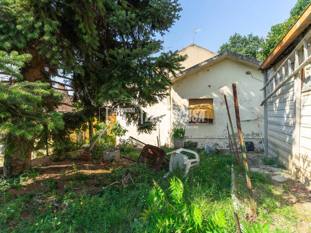 Appartamento a Civitanova marche in Via Trenta Giugno - Foto 2