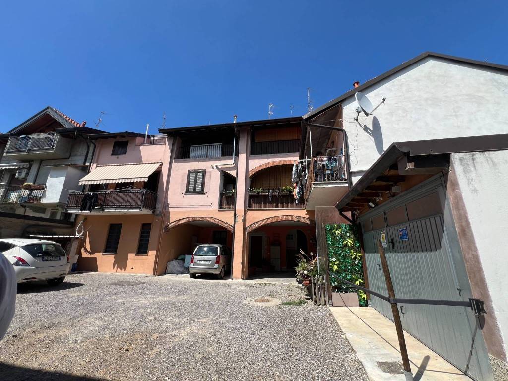 Appartamento a Rovello porro in Via Luganese, 2 - Foto 4