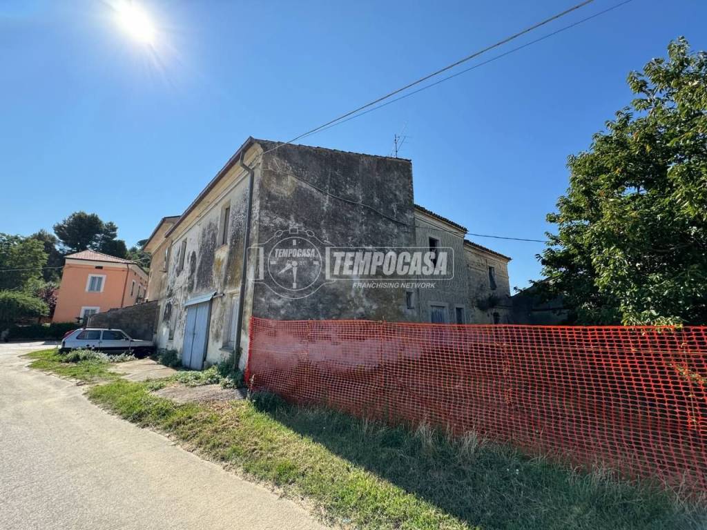 Casa indipendente a Miglianico in Contrada Cagialone 24 - Foto 3