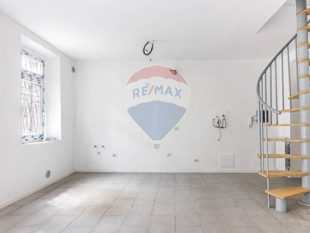 Appartamento a Gorla minore in via Volta, 40 - Foto 5