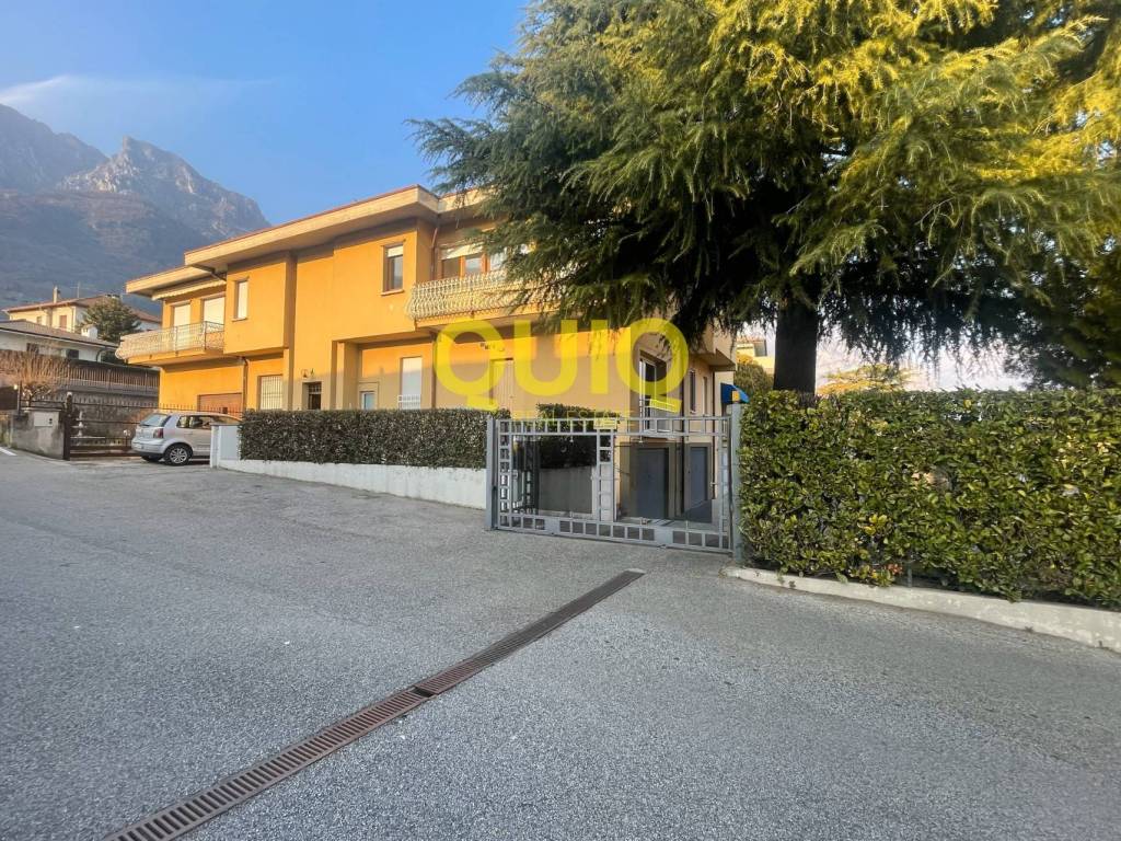 Appartamento a Valmadrera in Via Preguda - Foto 5