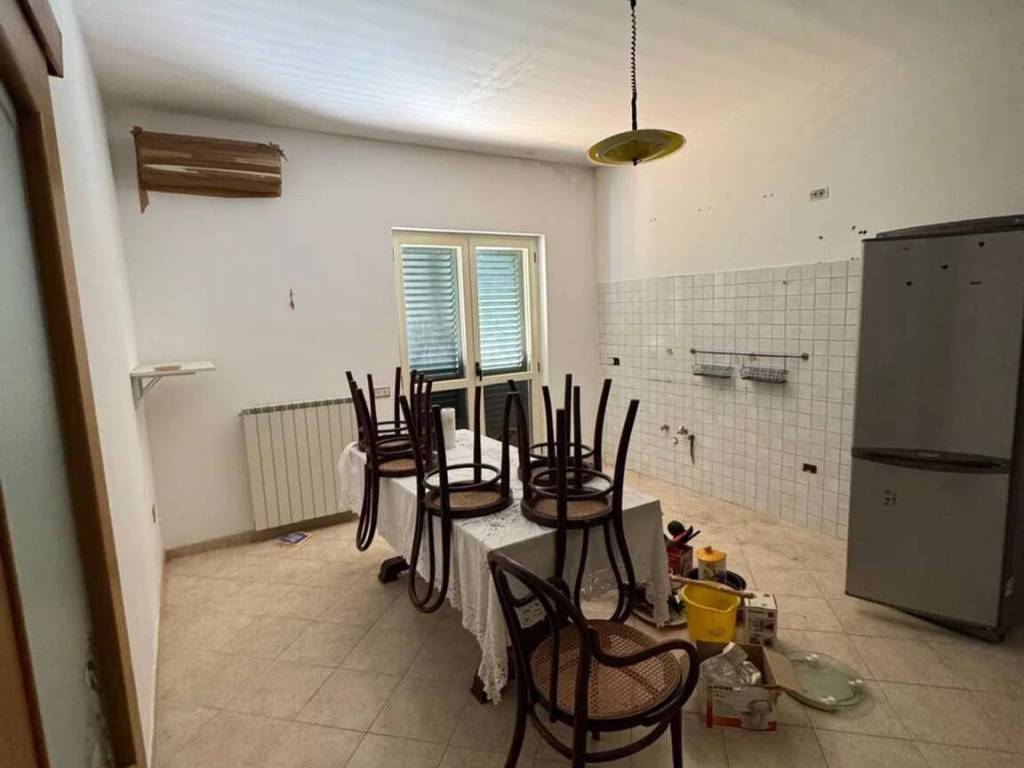 Villa a Amorosi in Via Telese - Foto 4