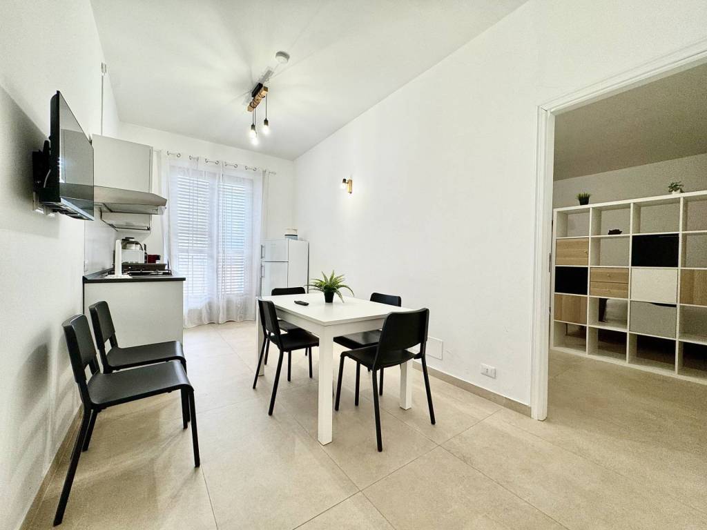 Casa indipendente a Terrasini in Via Santa Rosalia, 129 - Foto 2