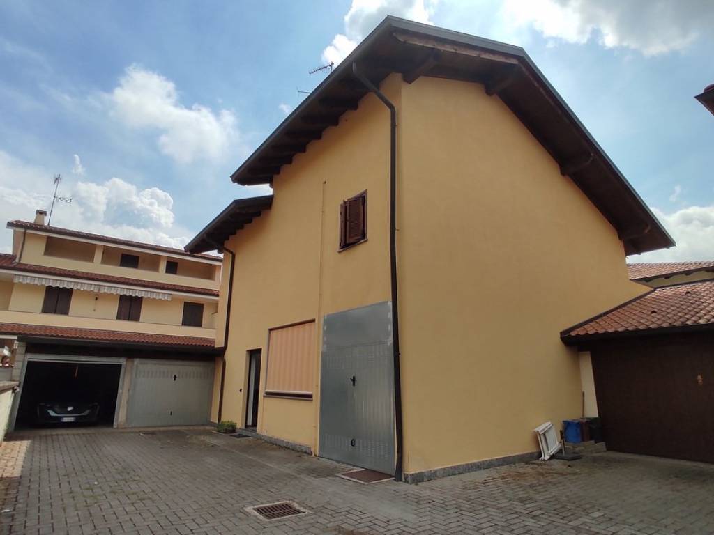 Appartamento a Galliate in Via 10 Febbraio 1947, 6 - Foto 3
