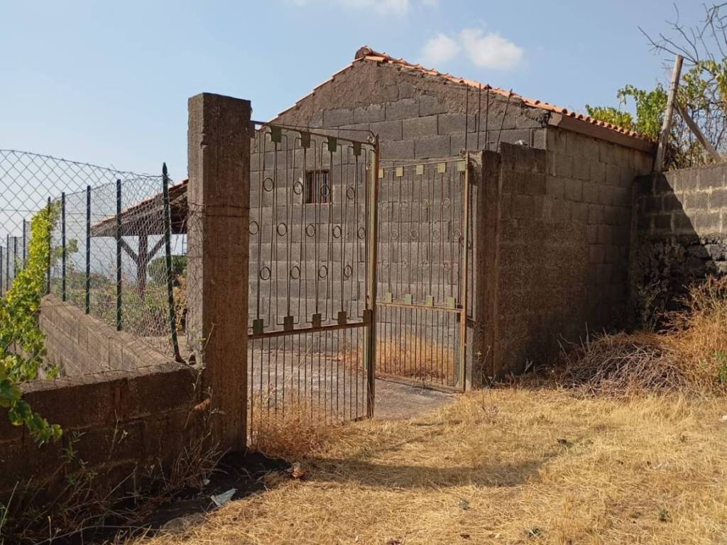 Terreno a Nicolosi in contrada piano lisi - Foto 5