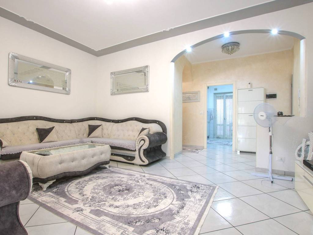 Appartamento a Verona in Viale del Brennero, 26 - Foto 2