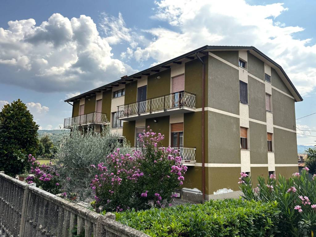 Appartamento a Umbertide in Strada Statale del Niccone - Foto 3