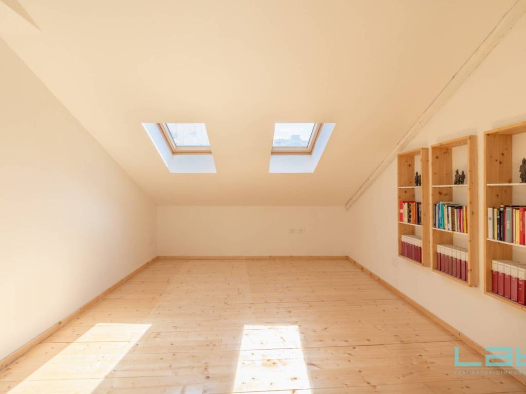 Appartamento a Trieste in Via San Michele, 22 - Foto 5