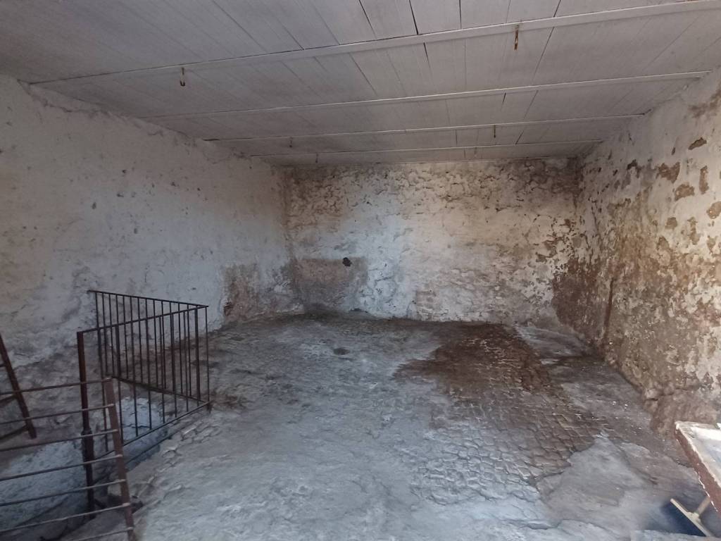 Box / garage a Maenza in Via San Sebastiano - Foto 3